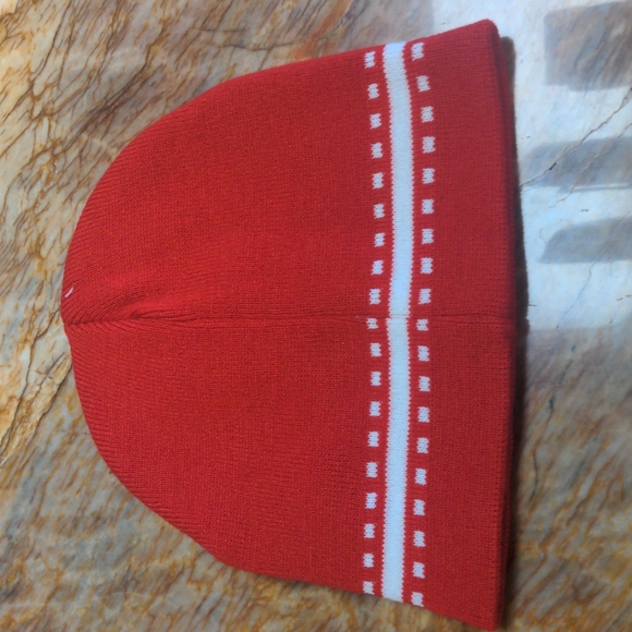 Elf on the Shelf Beanie hat cap - Picture 2 of 3